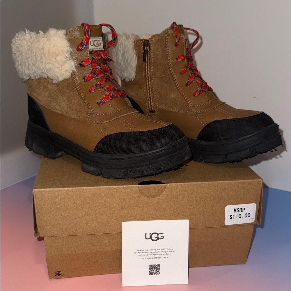 UGG Kids Brown & Black Shearling-Trim Lace-Up Boots with Red Accents - Picture 2 of 15